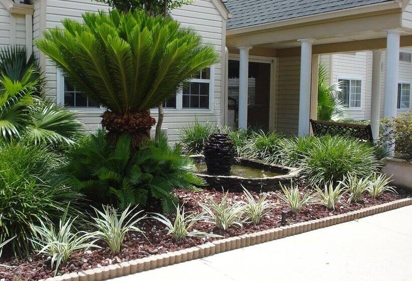 ホテル Hometown Inn & Suites Jacksonville Butler Blvd./southpoint