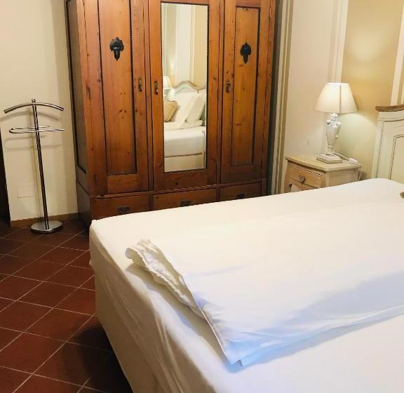 فندق Hôtel Barbabuc