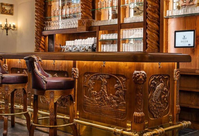 Iron Gate Hotel & Suites Prague By Bhg