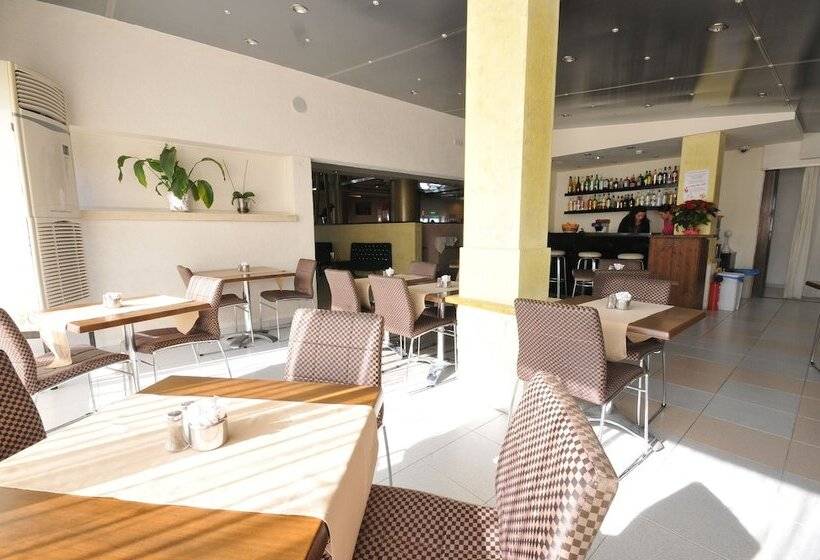 בית מלון כפרי King S