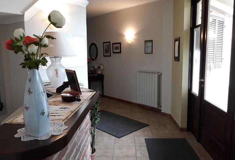 בית מלון כפרי La Cascina Di Villa Due