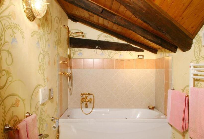 Отель Leon D'oro