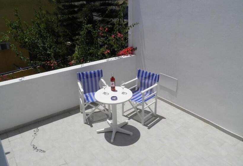 酒店 Levante Beach