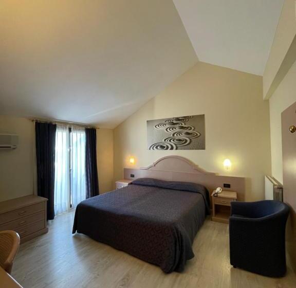 בית מלון כפרי Lo Scoiattolo