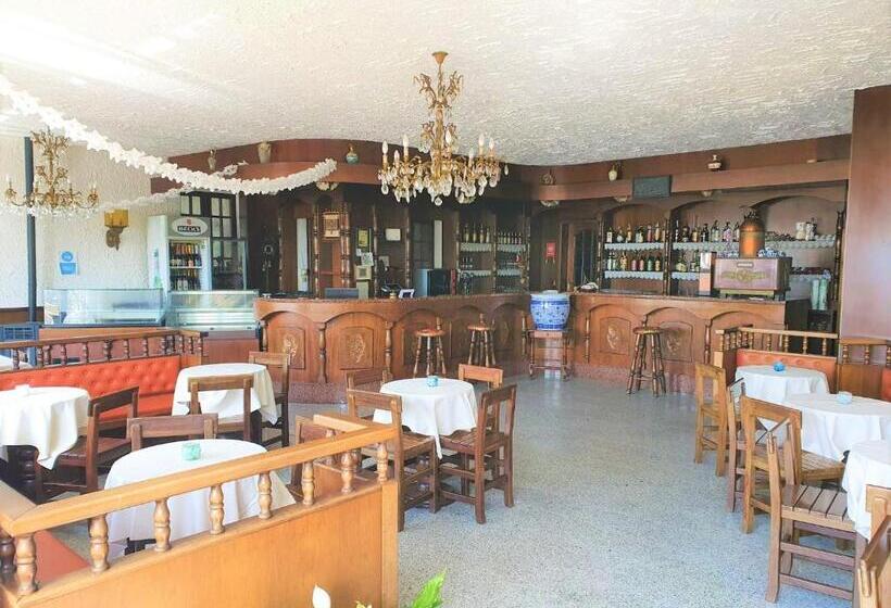 בית מלון כפרי Madonna Di Luciago