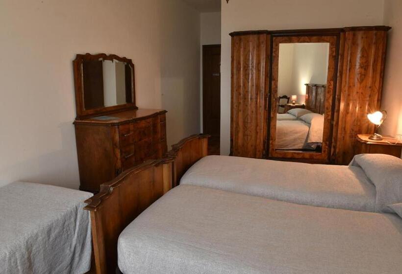 فندق Madonna Di Luciago