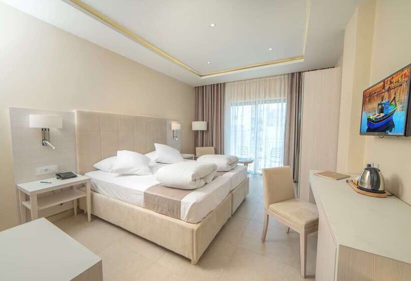 Maritim Antonine Hotel & Spa