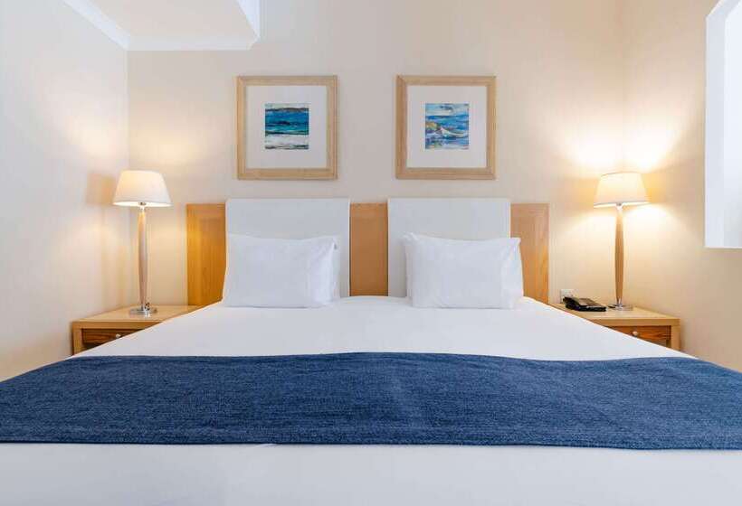 Maritim Antonine Hotel & Spa