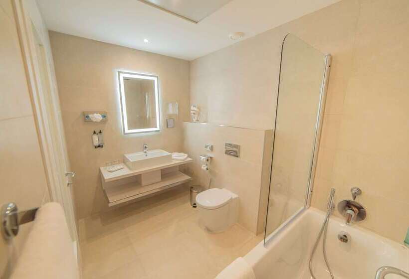 Maritim Antonine Hotel & Spa