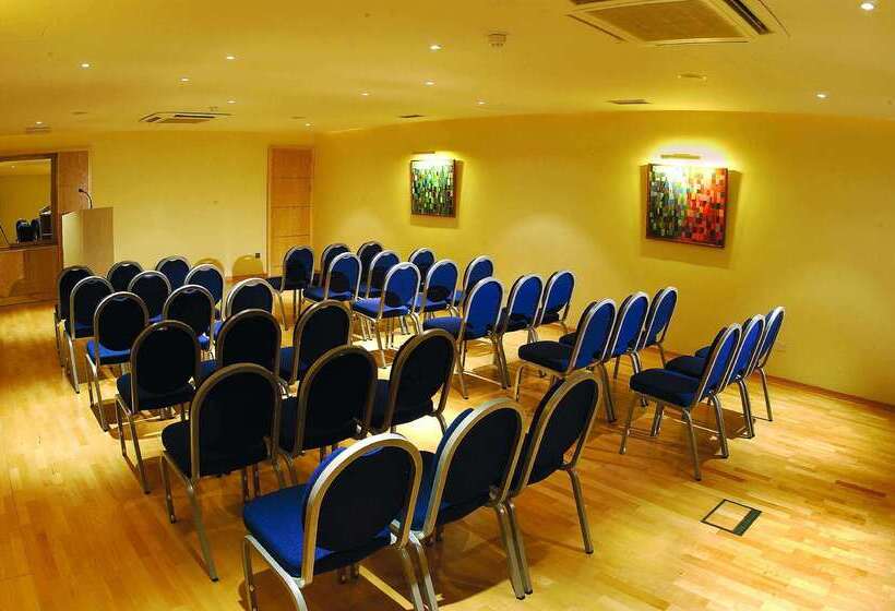 Maritim Antonine Hotel & Spa