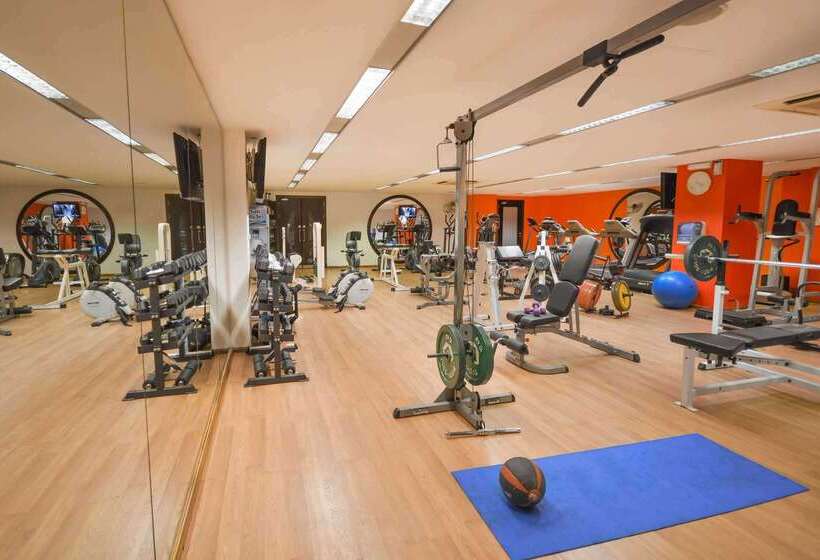 Maritim Antonine Hotel & Spa