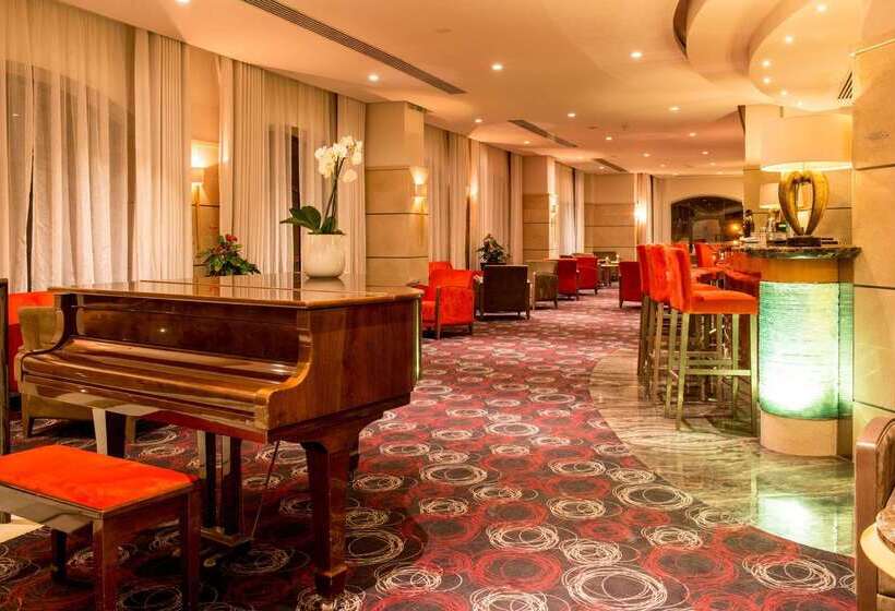 Maritim Antonine Hotel & Spa