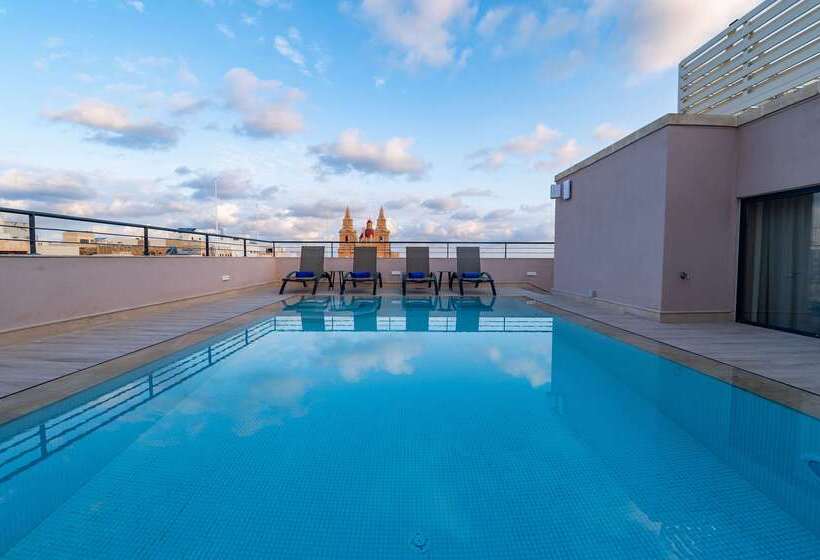 Maritim Antonine Hotel & Spa