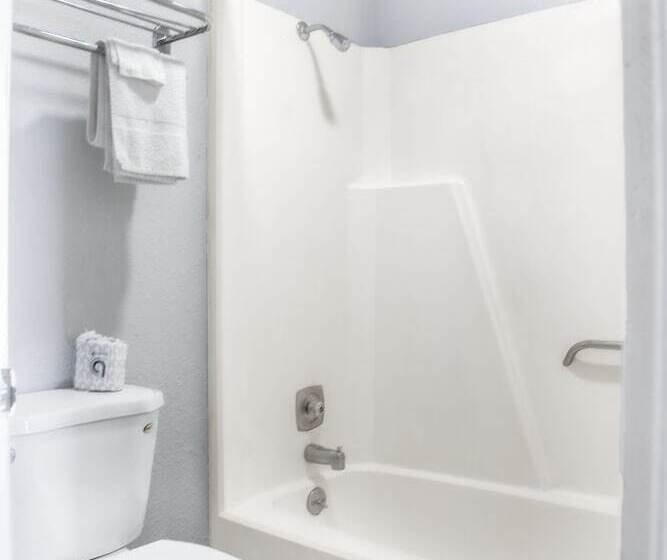 Отель Masters Inn Augusta Washington Rd, I 20