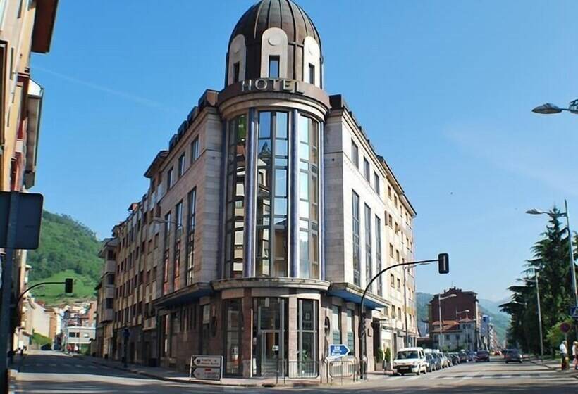 هتل Mieres Del Camino