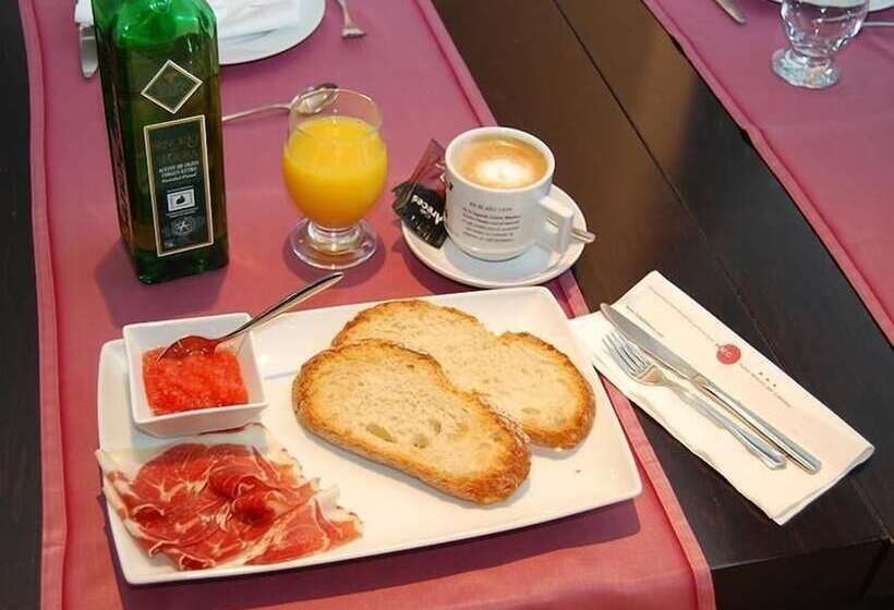 هتل Mieres Del Camino