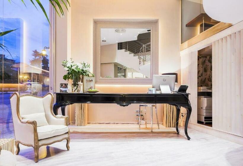 هتل Nature Oviedo