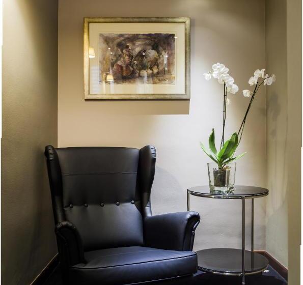 هتل Nature Oviedo