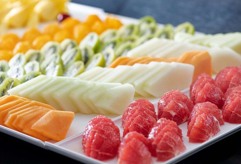 هتل NH Collection Madrid Paseo Del Prado