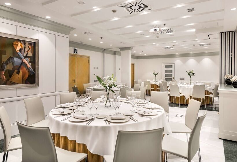 هتل NH Collection Madrid Paseo Del Prado