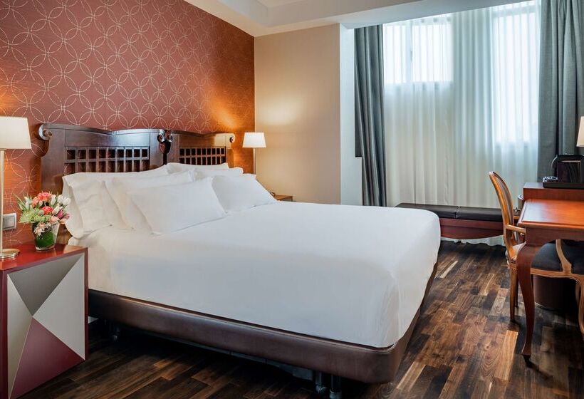 هتل NH Collection Madrid Paseo Del Prado