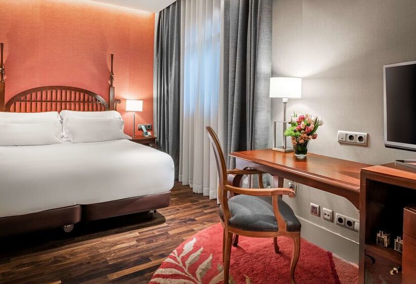 هتل NH Collection Madrid Paseo Del Prado
