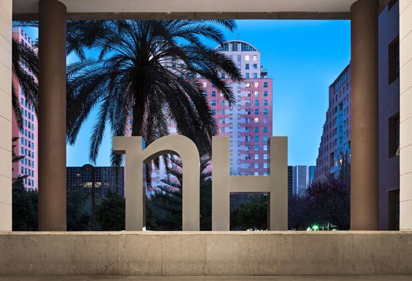 فندق NH Valencia Las Ciencias