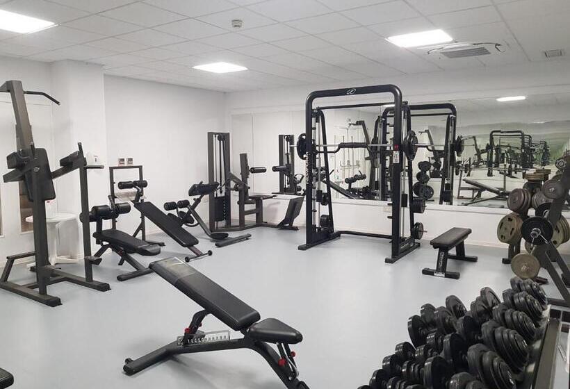 Nissiana Hotel & Bungalows