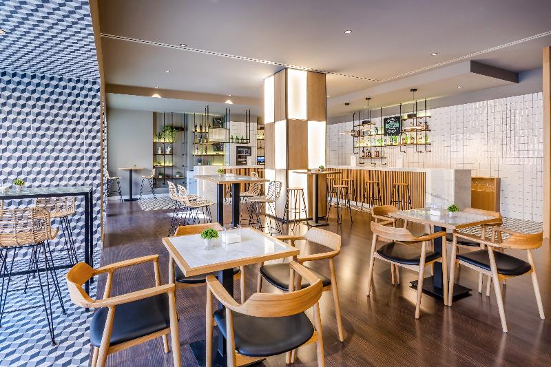 هتل Occidental Granada