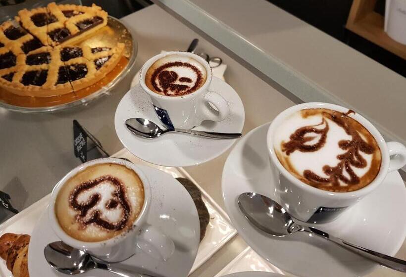 فندق Oleggio Malpensa