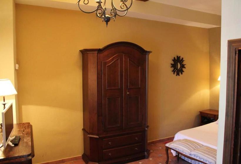 هتل Posada San Martin