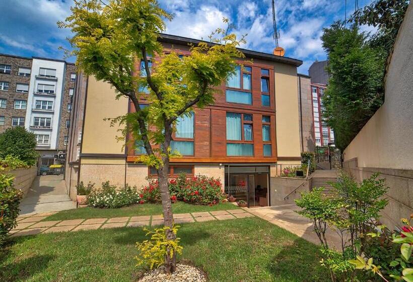 Отель Pr Rosa Rosae