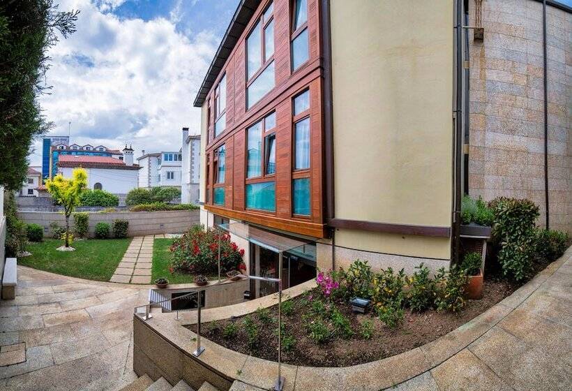 Отель Pr Rosa Rosae