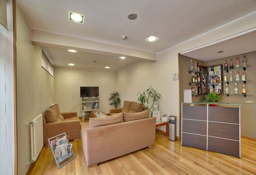 Отель Pr Rosa Rosae