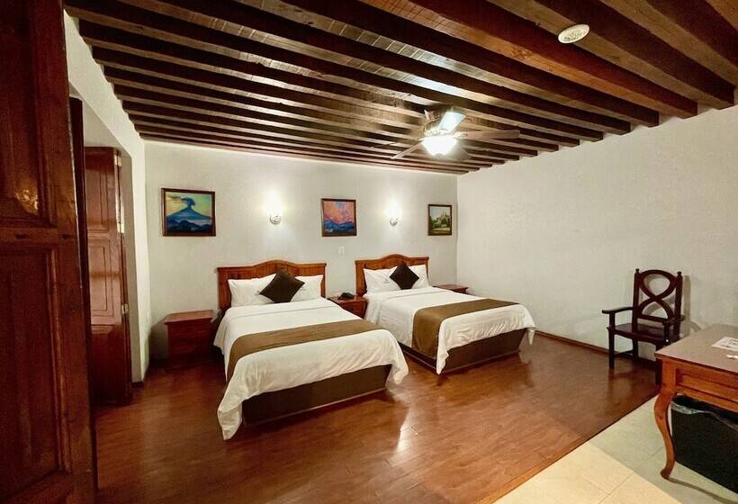 فندق Puebla Plaza