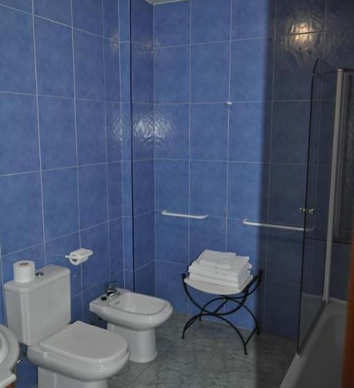 هتل Puente De Piedra