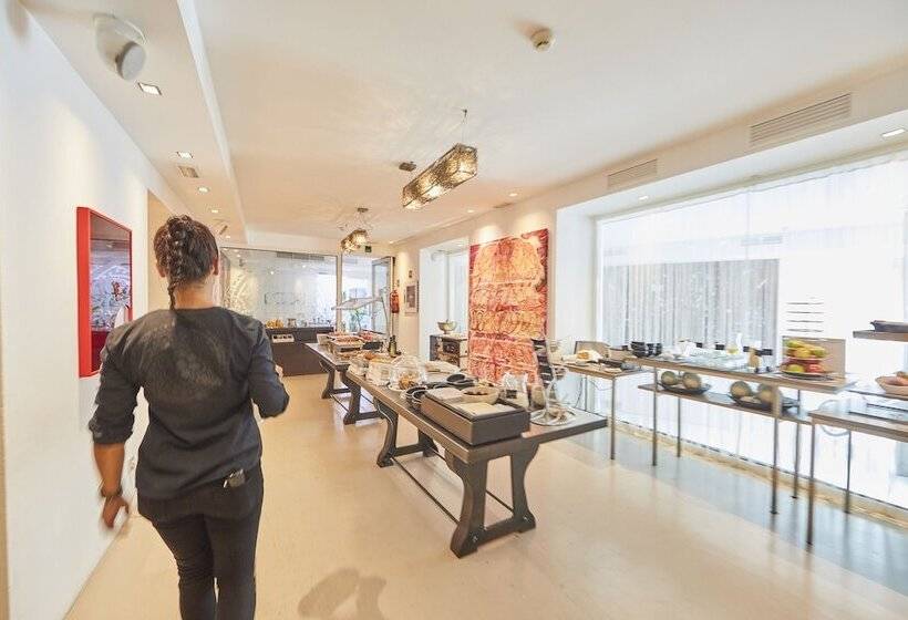 Puro Hotel Oasis Urbano