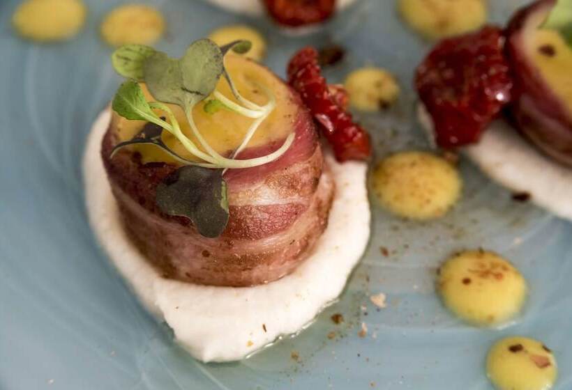 Puro Hotel Oasis Urbano