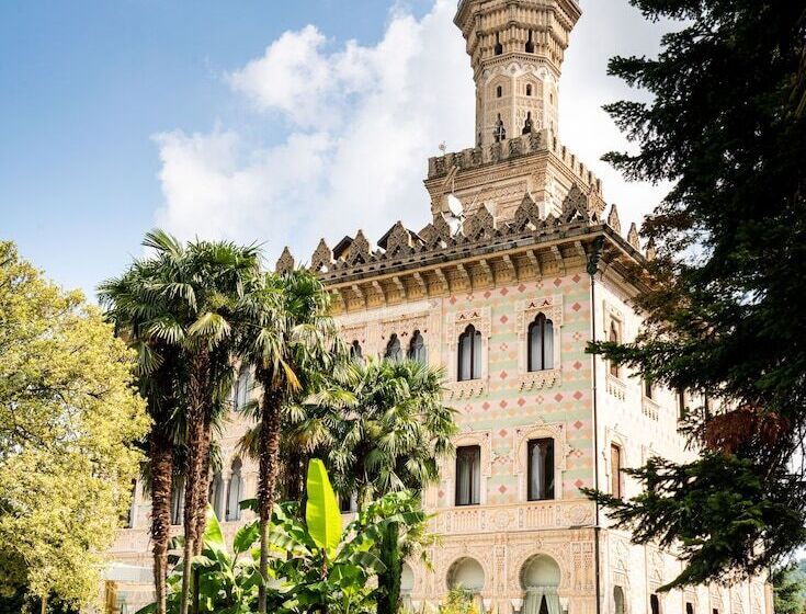 هتل Relais & Chateaux Villa Crespi
