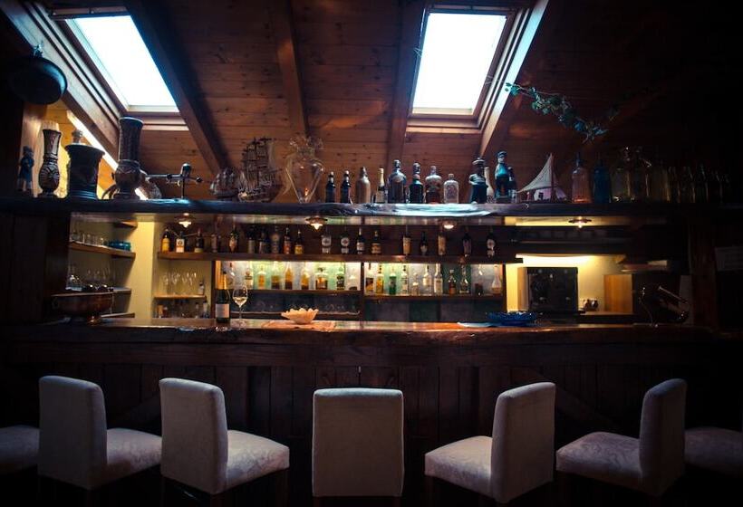 호텔 Ristorante La Perla