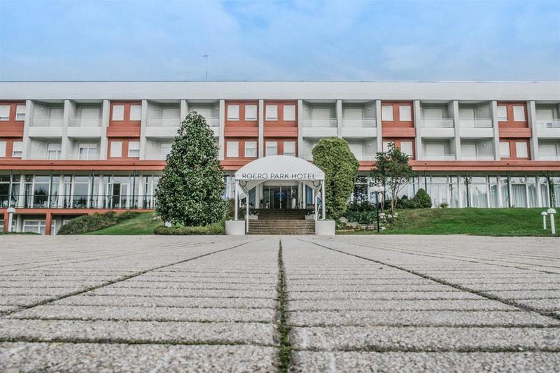 Отель Roero Park