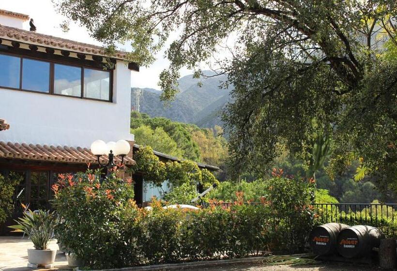 田舎風ホテル Rural Los Jarales