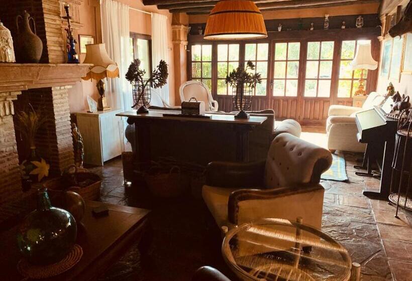 田舎風ホテル Rural Los Jarales