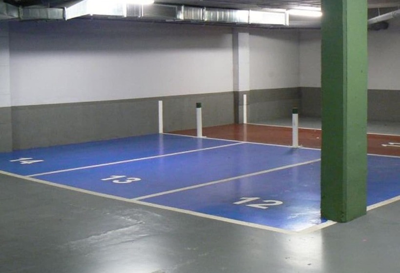 Отель Sagrada Familia