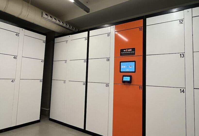 Отель Sagrada Familia