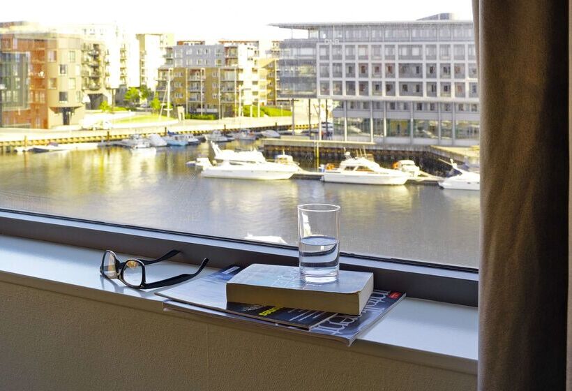 호텔 Scandic Nidelven