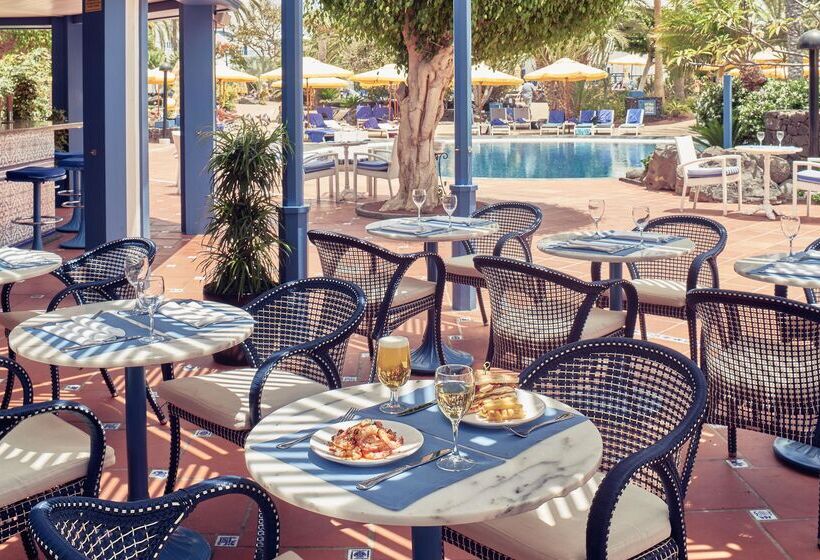 Отель Seaside Los Jameos