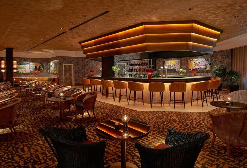 Отель Seaside Los Jameos