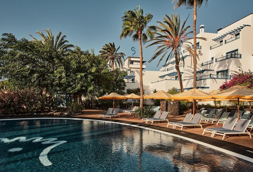 Отель Seaside Los Jameos