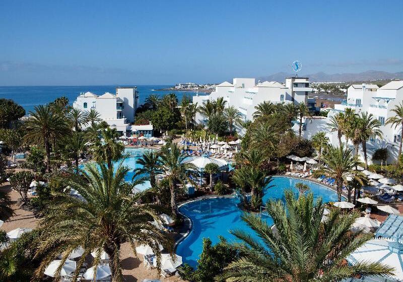 Отель Seaside Los Jameos